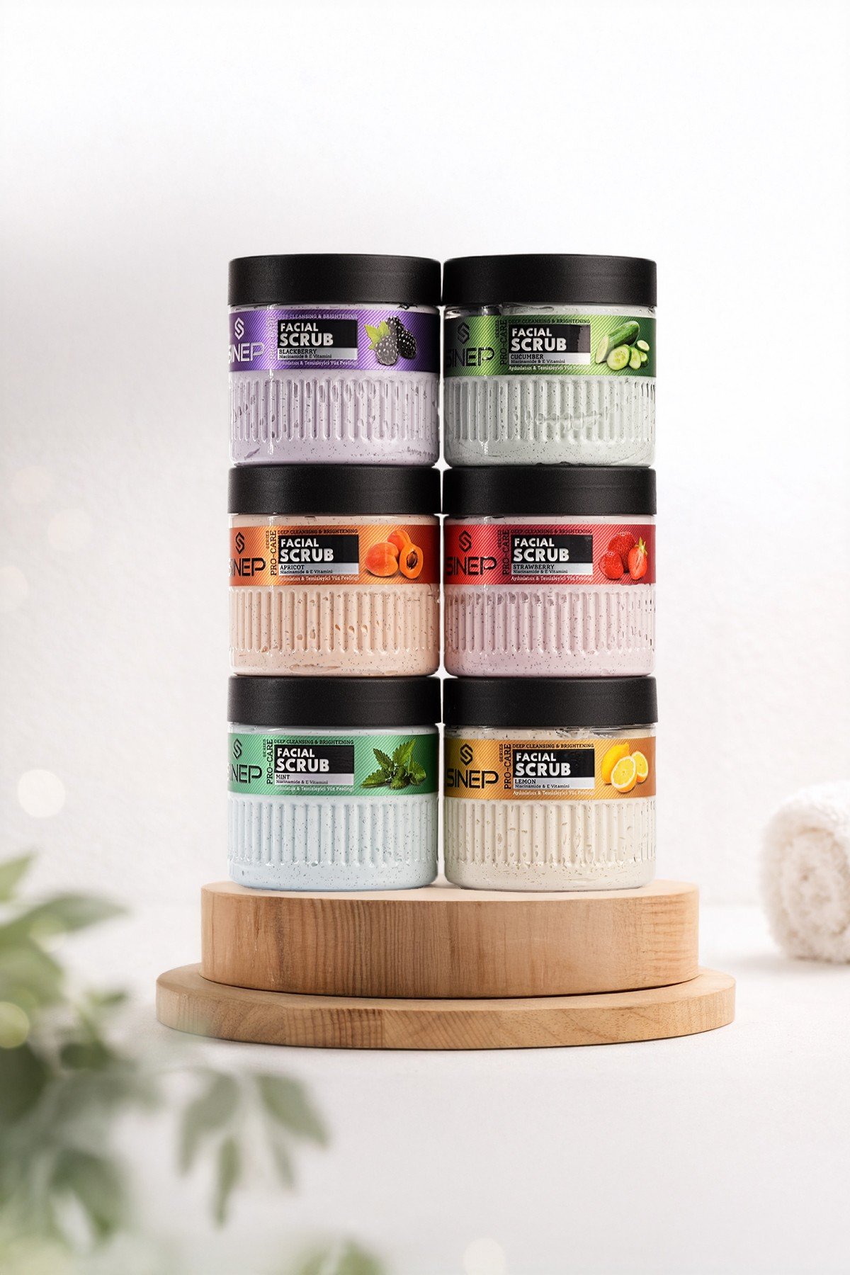 SINEP BRIGHTENING & CLEANSING FACE SCRUB